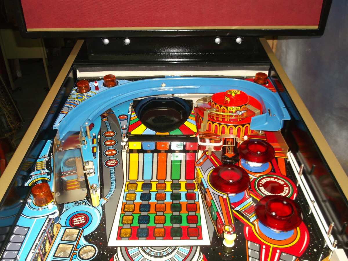006 Absolute Pinball & Amusements